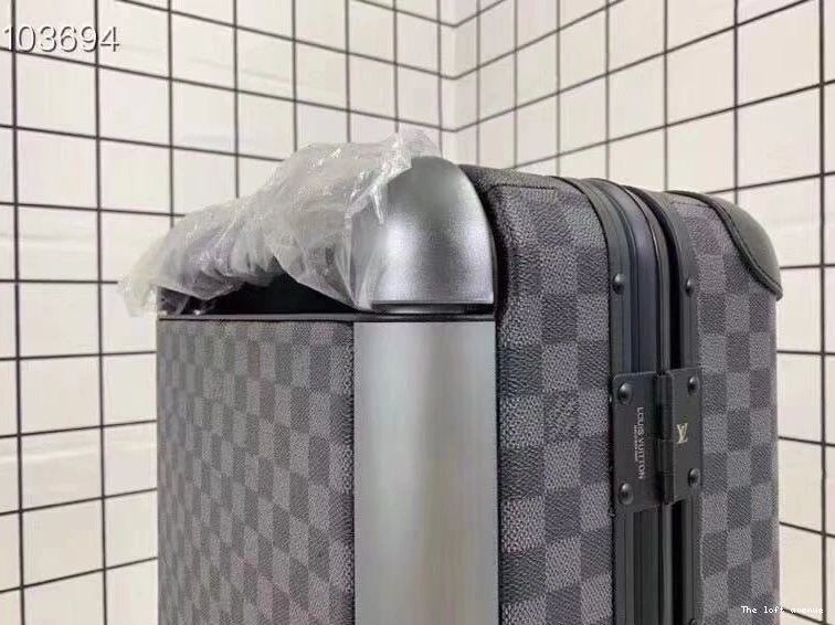 CUSTOM CABIN 55 CHECKERED 37L HORIZON SUITCASE 0810